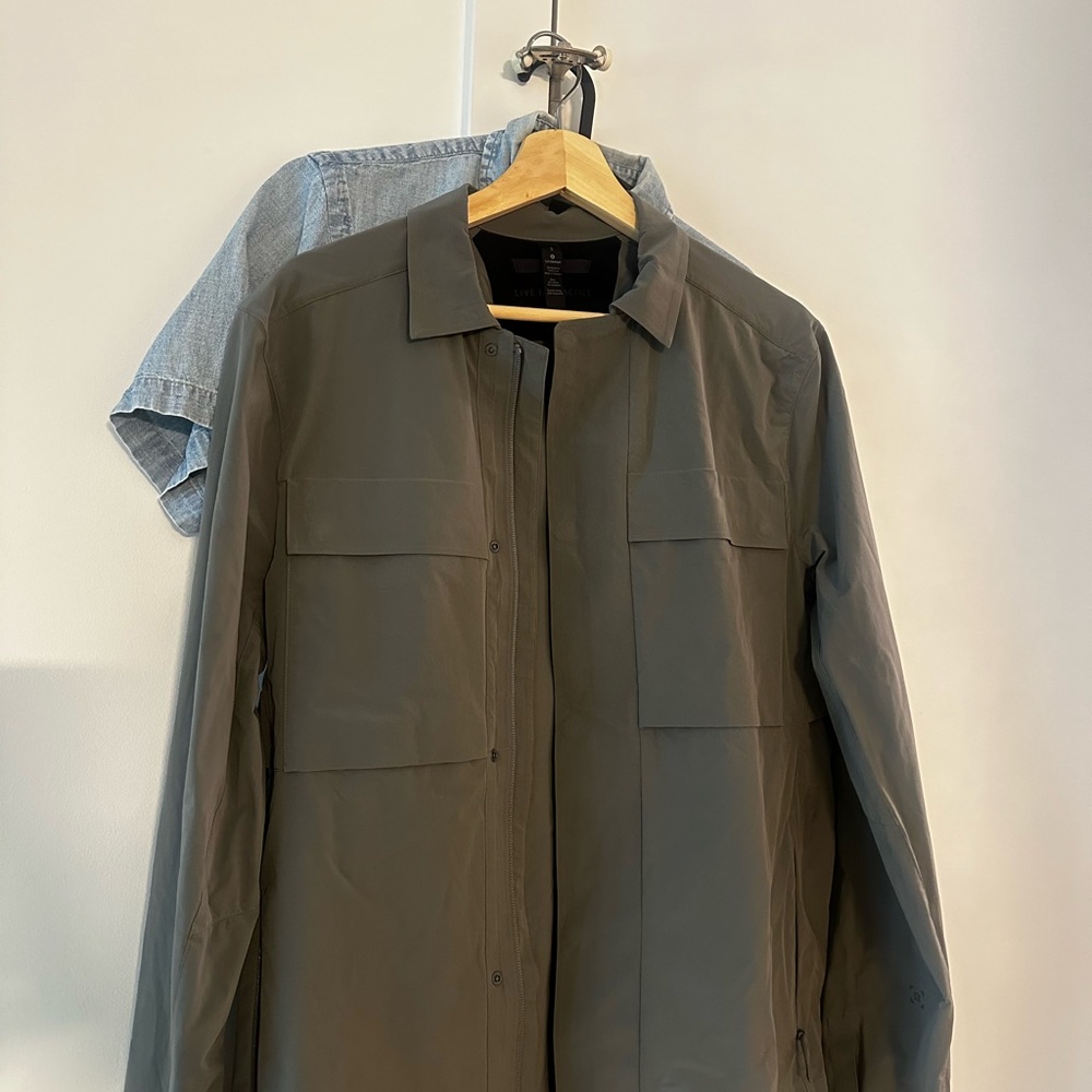 Lululemon Athletica Green Lightweight Shirt Jacket
